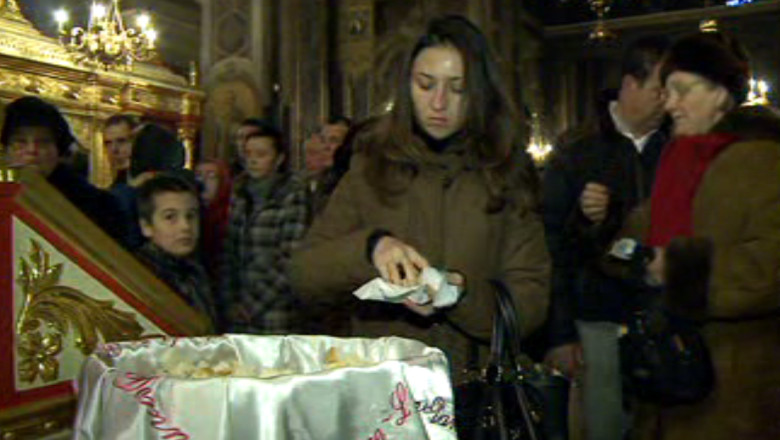 Sfantul Vasile, sarbatorit de 600.000 de romani Imagine