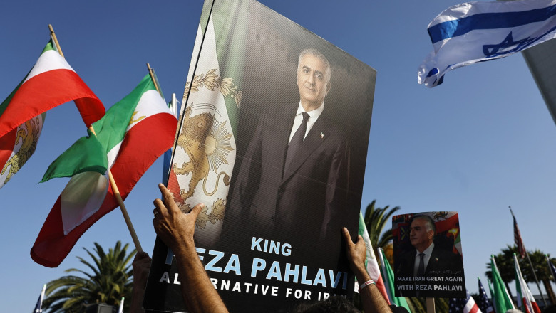 „Sfarsitul regimului este aproape", anunta printul mostenitor al Iranului Imagine