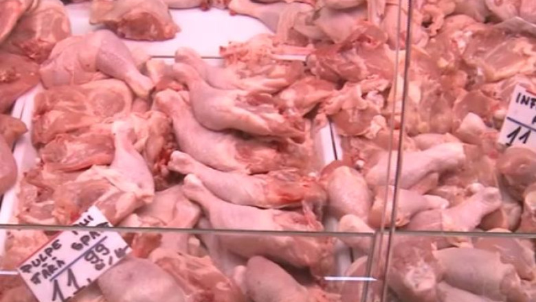 Sfatul nutritionistilor: Nu mancati prea multa carne de pui din comert. Poate dauna sanatatii Imagine