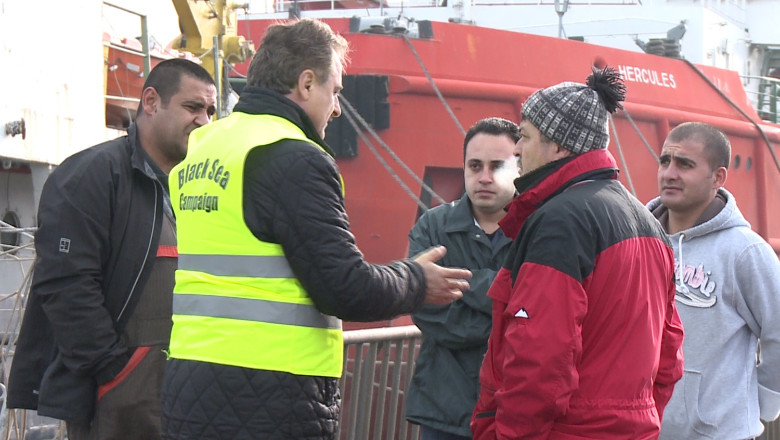 Sfaturi despre Ebola. SLN a inceput informarea marinarilor care ajung in Africa Imagine