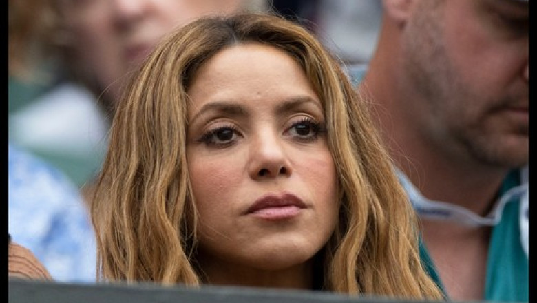 Shakira, surprinsa in vacanta in Puerto Rico alaturi de un cantaret cu 16 ani mai tanar. Acesta s-a despartit recent de logodnica sa Imagine