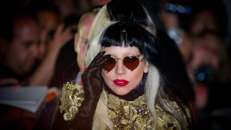 ShowNews. Lady Gaga si-a dezamagit fanii cu noul album Imagine