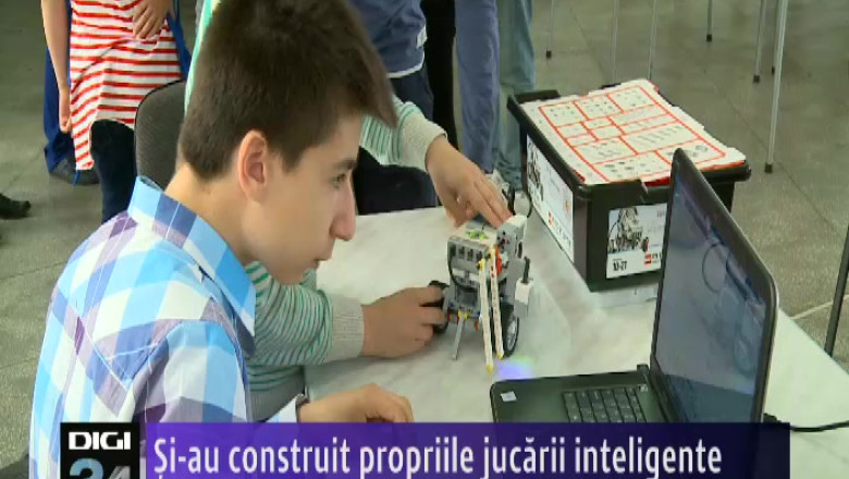  Si-au construit propriile jucarii inteligente Imagine