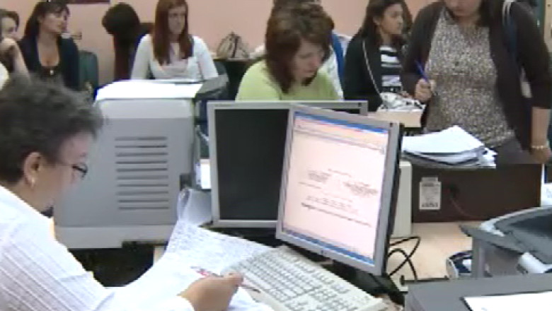 Si profesorii au trecut astazi prin focul examenelor Imagine