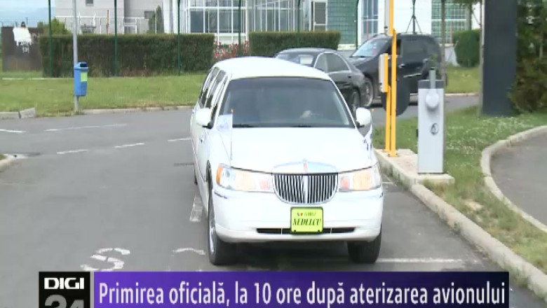 SIBIU. Primirea oficiala, la 10 ore dupa aterizarea avionului Imagine