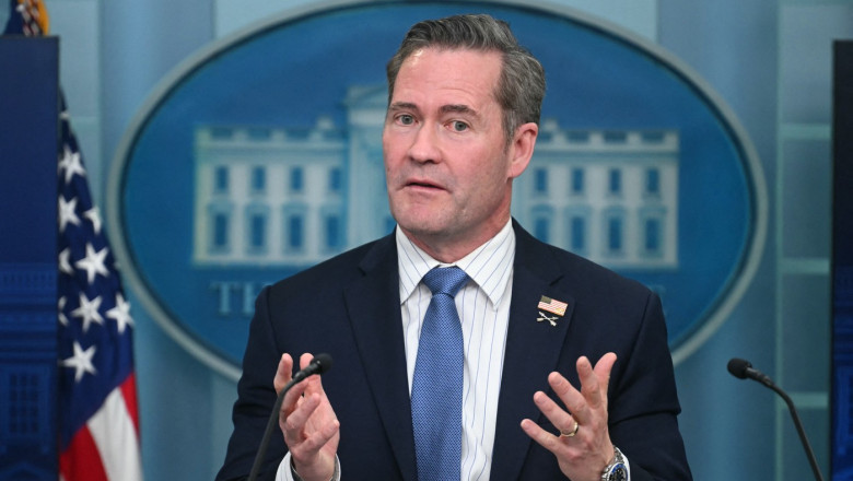 Signalgate. Echipa lui Mike Waltz a creat cel putin 20 de grupuri de chat pe Signal unde se discuta despre Ucraina si crizele globale Imagine