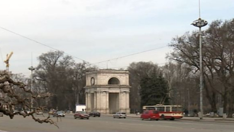 Simbolurile comuniste secera si ciocanul, marca inregistrata la Chisinau Imagine