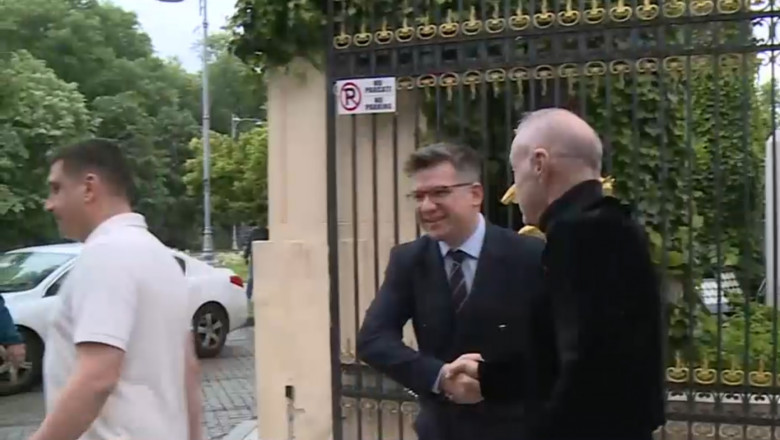 Simion si Neamtu i-au cerut lui Gigi Becali 500.000 de euro pentru campania la europarlamentare. Finantatorul FCSB: „Suflu si-n iaurt” Imagine