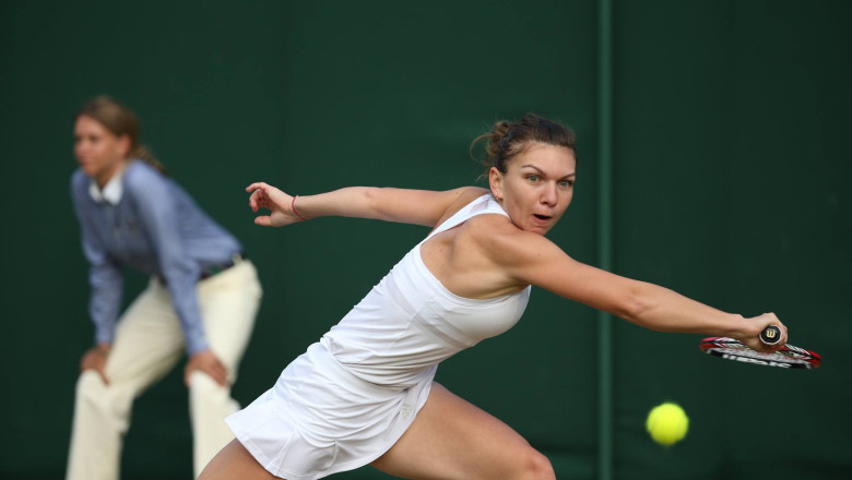 Simona Halep s-a calificat in sferturile de finala de la Wimbledon Imagine