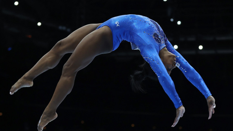 Simone Biles a devenit cea mai decorata gimnasta din istorie Imagine