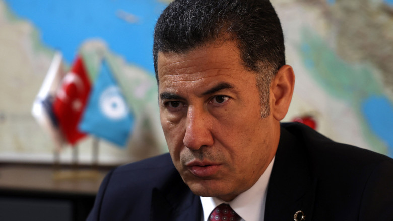 Sinan Ogan, candidatul de pe locul trei, se anunta „deschis la dialog” cu Erdogan sau cu Kilicdaroglu Imagine