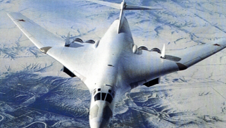 Sincronizare: Moscova a ordonat exercitii militare chiar in ziua inceperii lucrarilor la scutul american anti-racheta de la Deveselu Imagine