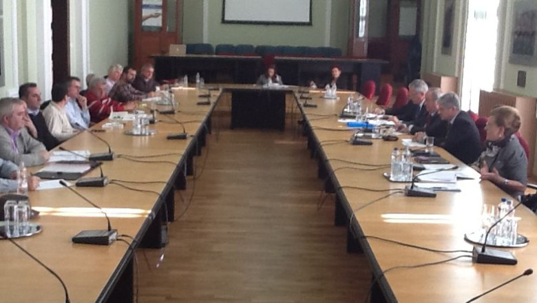 Sindicalisti vs. parlamentari. Alesilor li s-a transmis: oamenii vor sa vada ca ceea ce s-a promis in campania electorala se respecta! Imagine