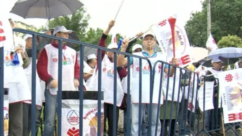 Sindicalistii cer majorarea salariului minim la 1.200 de lei pana in 2016 Imagine