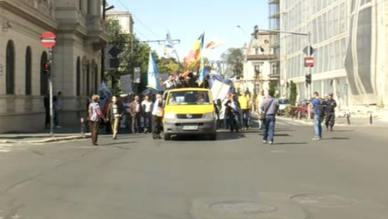 Sindicalistii RATB si Metrorex au protestat in Capitala. Premierul pune conditii cererilor lor Imagine