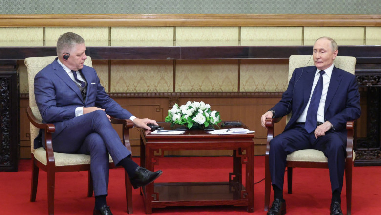 Singurul lider din UE care participa la parada organizata de Xi Jinping s-a intalnit cu Vladimir Putin. Ce au discutat cei doi Imagine