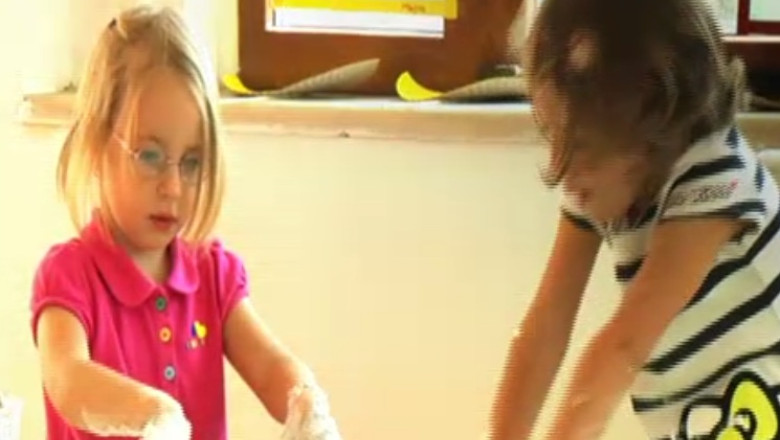 Sistemele alternative de educatie. 11.000 de elevi sunt inscrisi in scoli cu metode diferite de predare Imagine