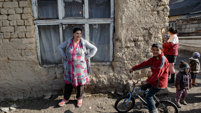 Situatia dramatica a romilor din Europa. 80% dintre ei traiesc in conditii deplorabile si doar 43% muncesc Imagine