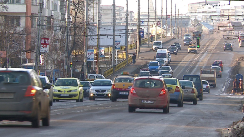 Situatia drumurilor din Iasi: 23 de kilometri asfaltati in 2013, inca sunt drumuri de pamant - 59 de kilometri Imagine