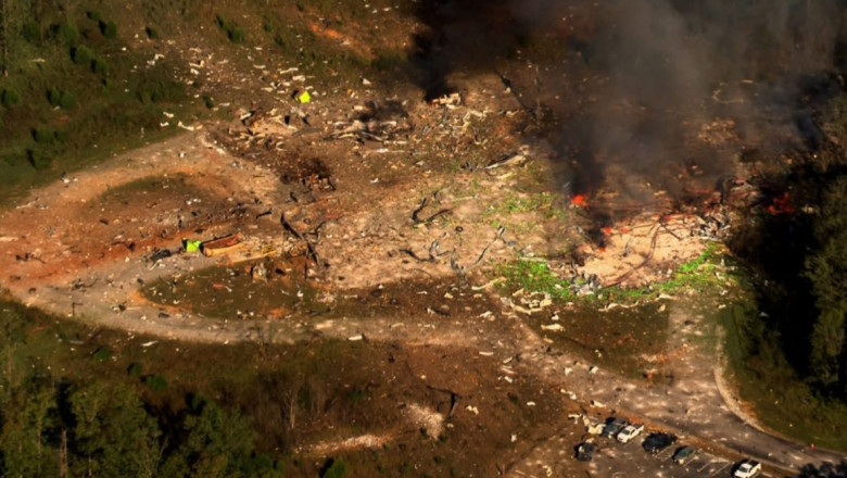 „Situatia este mai devastatoare decat am crezut”: niciun supravietuitor gasit dupa explozia unei fabrici de explozibili din Tennessee Imagine