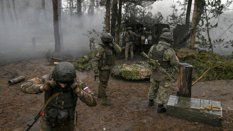 Situatie critica pe frontul de est din Ucraina. Rusii au anuntat ca au cucerit inca un sat din regiune Imagine