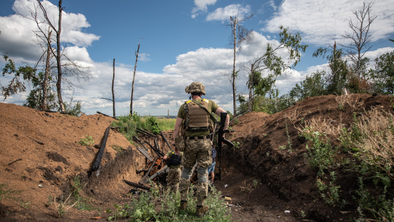 Situatie „dinamica” in zona orasului Kameanske. Fortele ucrainene se regrupeaza pe flancuri, rusii incearca o noua tactica Imagine