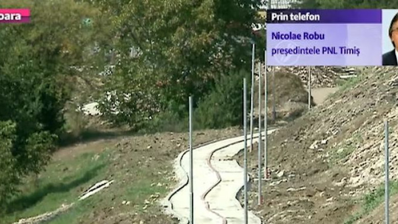 Slalom pe noile piste de biciclete. Proiectantii spun ca acestea au fost construite pentru plimbare, nu pentru viteza Imagine