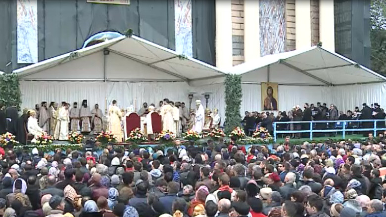 Slujba de Sfanta Parascheva va fi oficiata pe pietonal Imagine