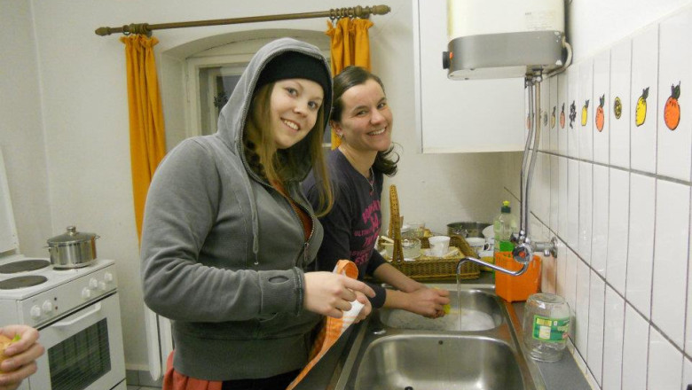 Slujbe pentru studenti in Germania. Tinerii pot munci in vacanta de vara in restaurante si hoteluri Imagine