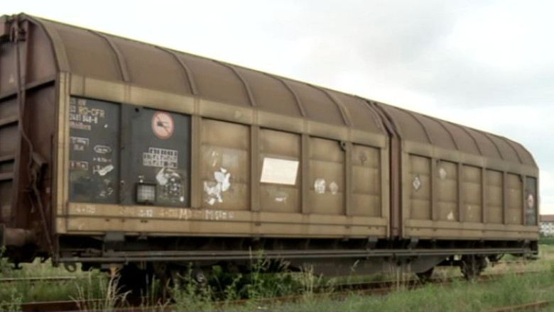 „SMURDUL” trenurilor, paravan pentru afaceri. Ingineriile financiare din CFR Imagine