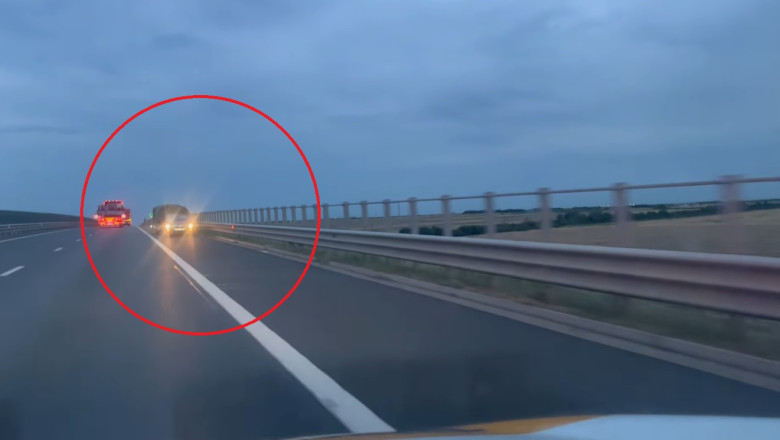 Sofer filmat pe contrasens, pe Autostrada Sebes-Turda. "Se cheama ca este cu premeditare" Imagine