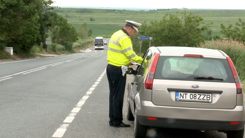 Soferii vitezomani, vanati cu radare neinscriptionate pe Drumul European 583 Imagine