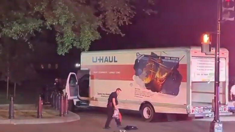 Soferul care a intrat cu camionul in bariera de la Casa Alba spune ca voia „sa-l ucida pe Biden” si sa „preia puterea” Imagine