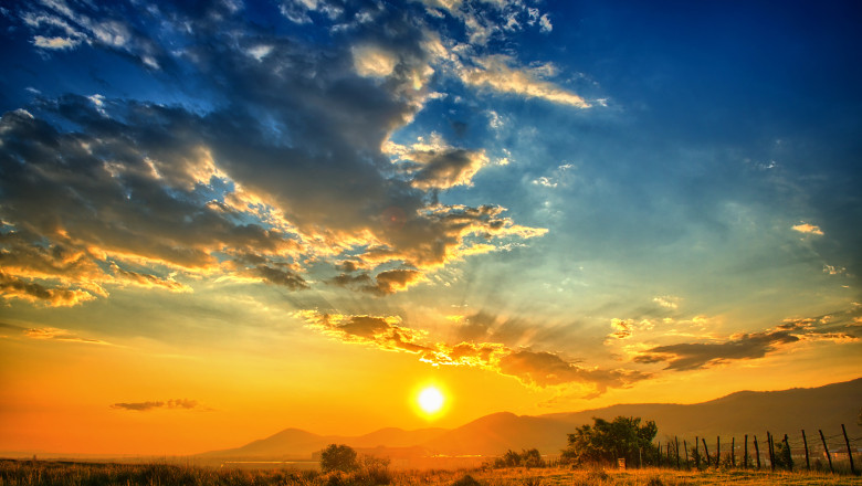 Solstitiul de vara 2025. In acest weekend este cea mai lunga zi din an si inceputul oficial al verii astronomice Imagine