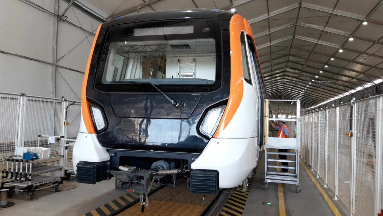 Solutie de avarie: trenurile pentru magistrala Drumul Taberei - Eroilor ar putea fi aduse din Brazilia cu avionul Imagine