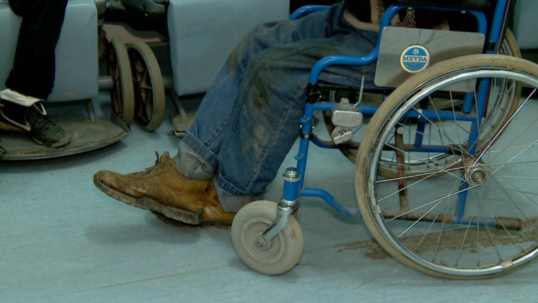 Solutie pentru oamenii strazii. Adapostul din Iasi va fi deschis permanent Imagine