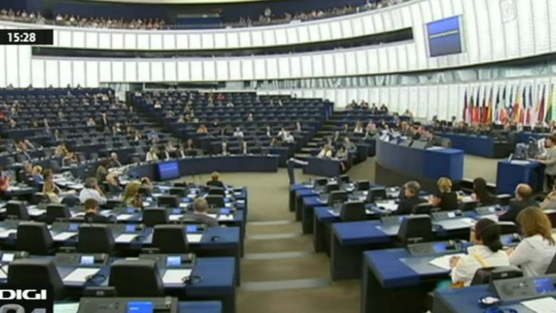 SONDAJ. PPE ar obtine 222 de mandate in Parlamentul European, iar PSE - doar 209 Imagine