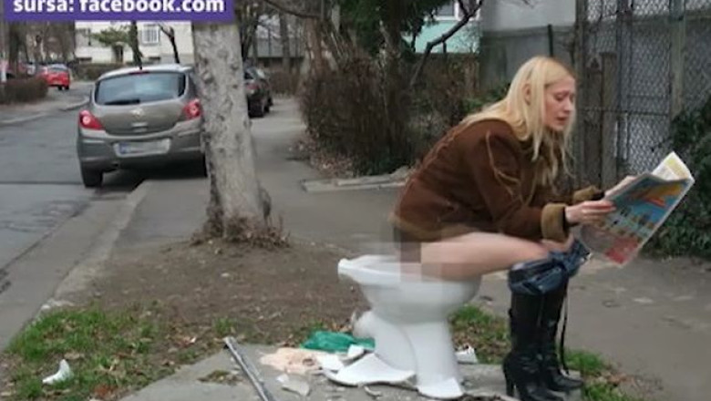 Soprana din Timisoara, protest incheiat pe Facebook Imagine