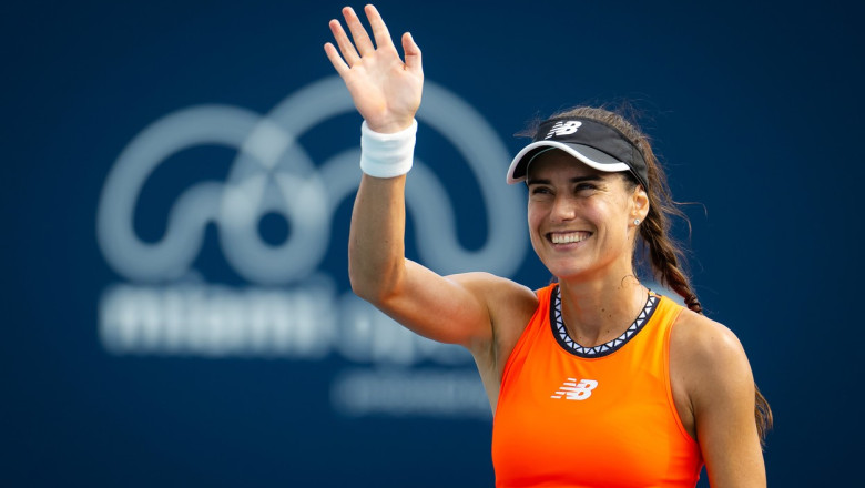 Sorana Cirstea a castigat turneul Masters de la Madrid, la dublu, alaturi de Anna Kalinskaya Imagine