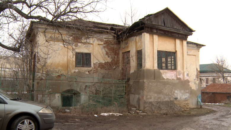 Sorbona Moldovei, o ruina. Seminarul Veniamin Costachi se degradeaza din lipsa banilor de reparatii Imagine
