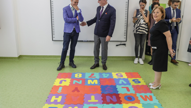 Sorin Cimpeanu: Nimeni nu stie cine a realizat compozitia "Puie Monta" la gradinita din Sectorul 3 Imagine