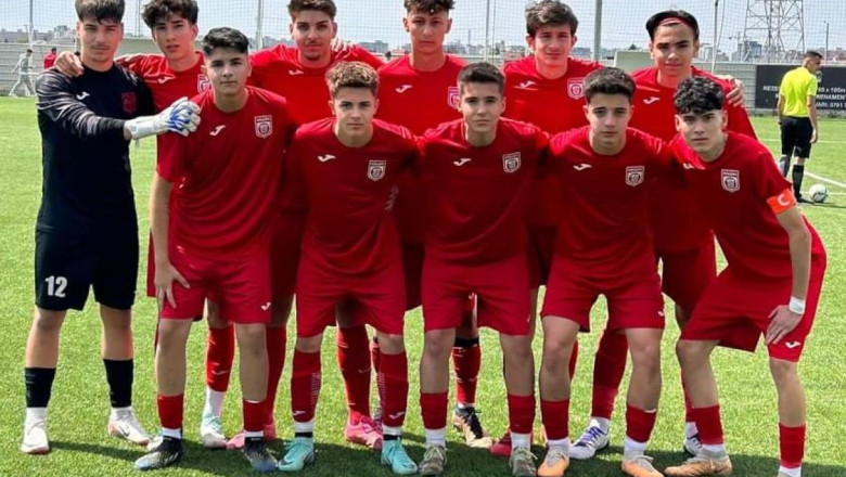 Sorin Naziru, fost portar al juniorilor de la Dinamo, a murit la doar 16 ani. Adolescentul ar fi luat o bacterie de la o piscina Imagine