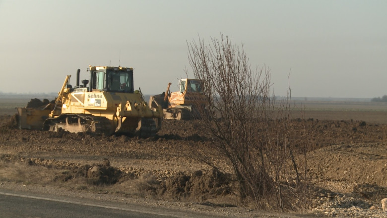 Soseaua de centura care face legatura cu reteaua de autostrazi din Ungaria e blocata de cinci situri arheologice. Lucrarile s-au oprit Imagine