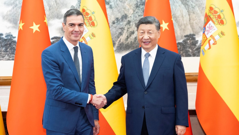 Spania respinge avertismentul SUA ca apropierea de Beijing inseamna „sa iti tai singur gatul” si isi apara comertul cu China Imagine