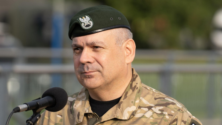 Spatiul aerian al Poloniei a fost incalcat de doua ori in noaptea de miercuri spre joi, anunta liderii militari ai tarii Imagine