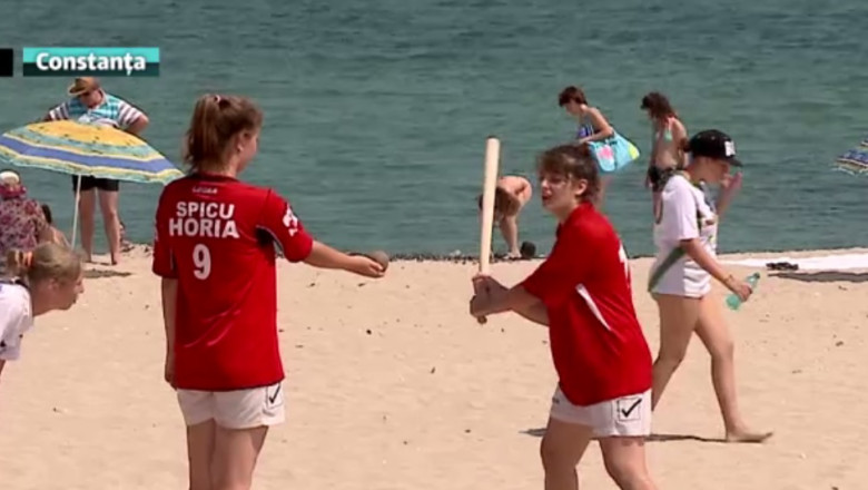 Spectacol de oina pe plaja Imagine