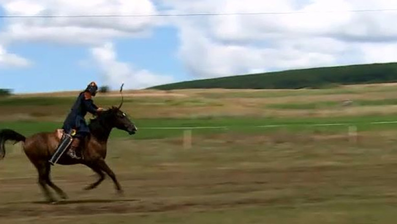 Spectacol hipic la Cluj. Evenimentul a marcat debutul Zilelor Culturale Maghiare Imagine