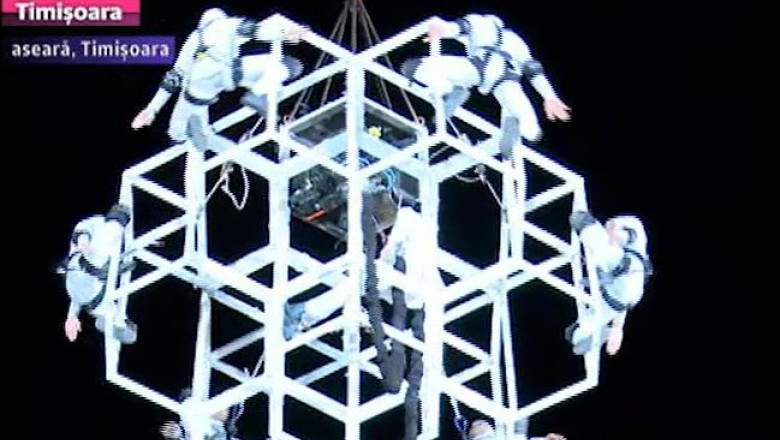 Spectacol la inaltime, deasupra centrului Timisoarei Imagine