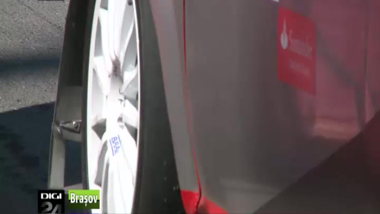 Spectacol si viteza la Sinaia Imagine