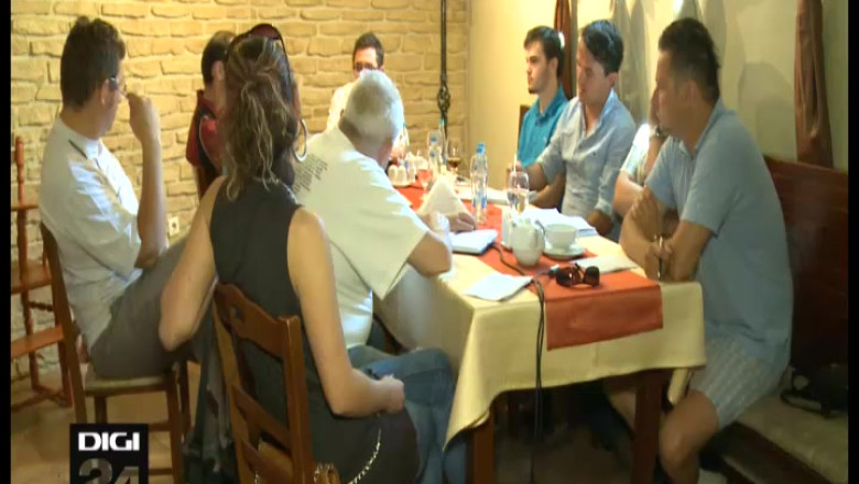 Speranta moare ultima la FC Bihor. Suporterii, in audienta la Consiliul Judetean si la Primaria Oradea Imagine